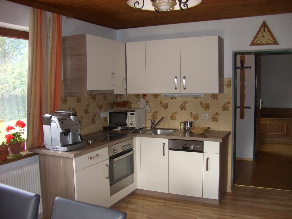 Haus Osterrieder Apartment Санкт Михаел им Лунгау Екстериор снимка