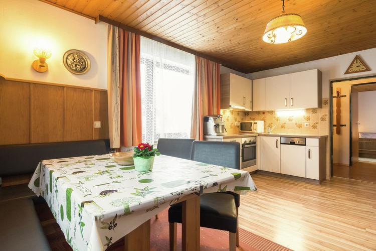 Haus Osterrieder Apartment Санкт Михаел им Лунгау Екстериор снимка